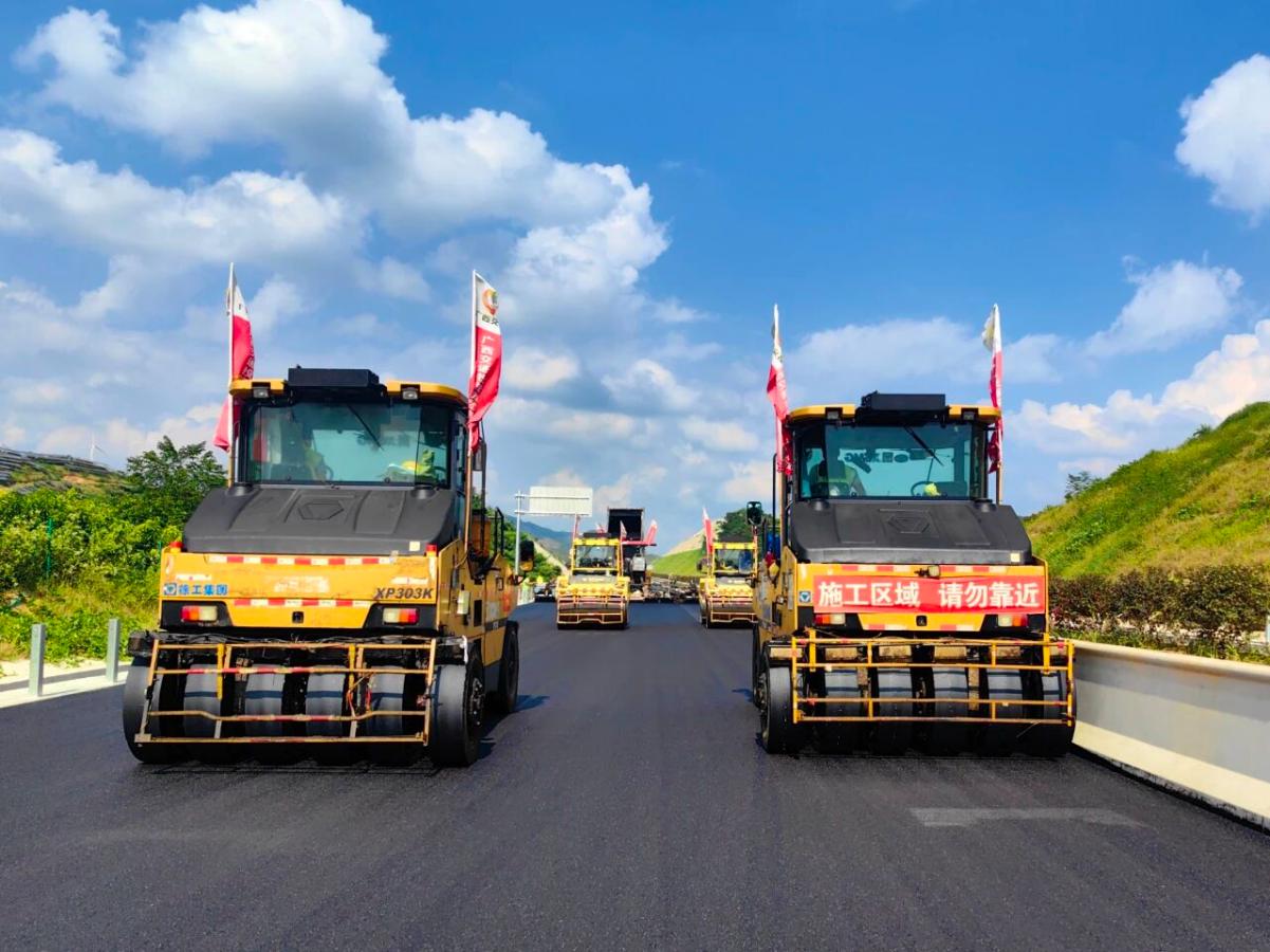 決勝四季度丨通車進入倒計時！百色巴馬... 